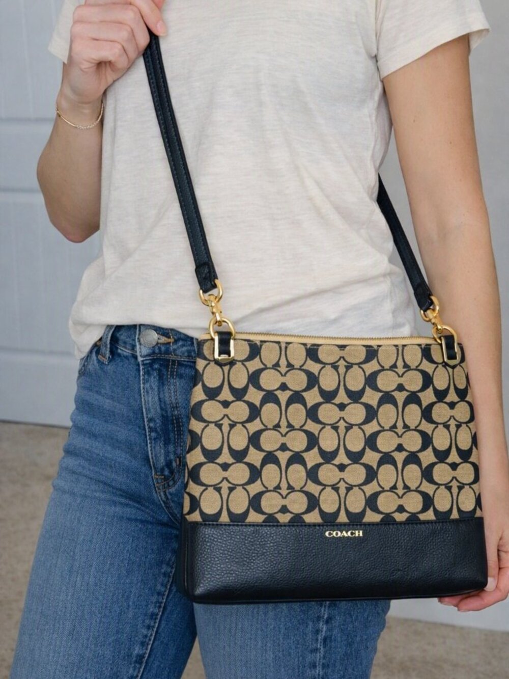 COACH Signature C Canvas File Bag Messenger Crossbody Khaki Black
